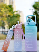 Kit Garrafas 3 em 1 garrafas 2L 900ml 300ml Squeze Academia Treino Tie Dye com adesivos