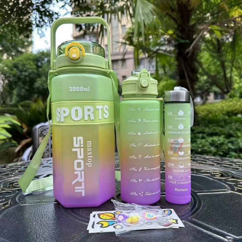 Kit Garrafas 3 em 1 garrafas 2L 900ml 300ml Squeze Academia Treino Tie Dye com adesivos